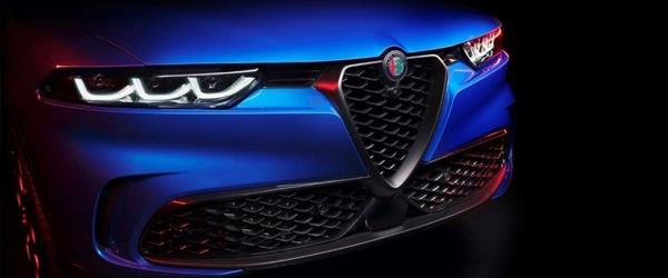 Alfa Romeo Yeni Modelin Müjdesini İstanbul’dan Verdi!