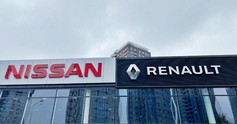 Nissan’dan Renault’a Dev Yatırım