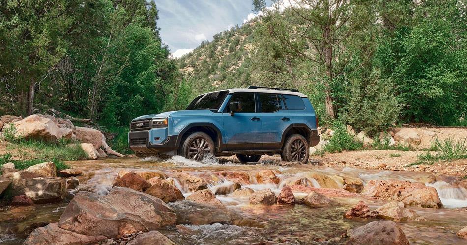 Klasik ve Agresif Yeni Toyota Land Cruiser Tanıtıldı