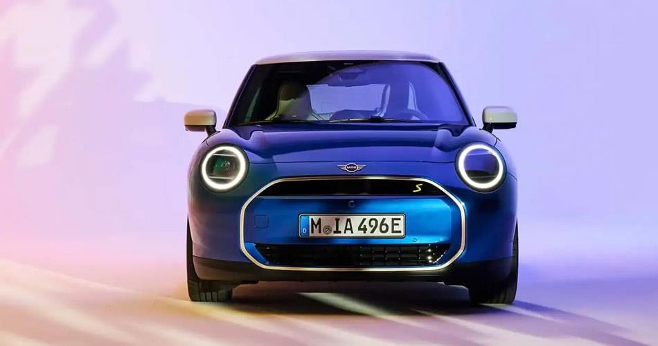 Yeni Elektrikli Mini Nihayet Geldi! Mini Cooper EV Tanıtıldı