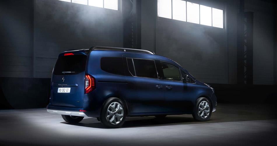 2024 Renault Grand Kangoo Tanıtıldı: Yenilikçi Tasarım ve İleri Teknolojilerle Geliyor