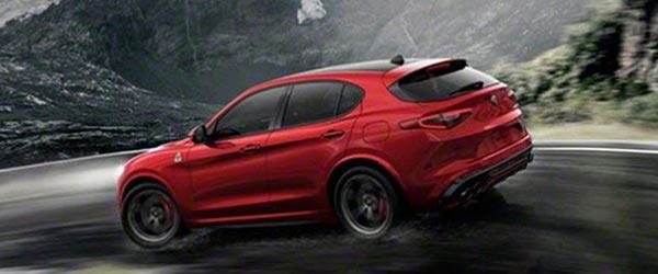 Alfa Romeo’nun İlk SUV Modeli Stelvio Türkiye’ye Geliyor