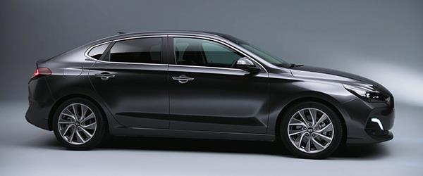 Sınıfında Bir İlk 2018 Hyundai i30 Fastback
