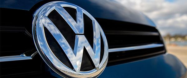 Otomotiv Devi Volkswagen Logosunu Değiştiriyor.