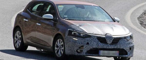 Makyajlı Renault Megane Yine Kameralara Yakalandı