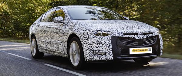 Yeni Opel Insignia Sports Tourer Objektiflere Yakalandı