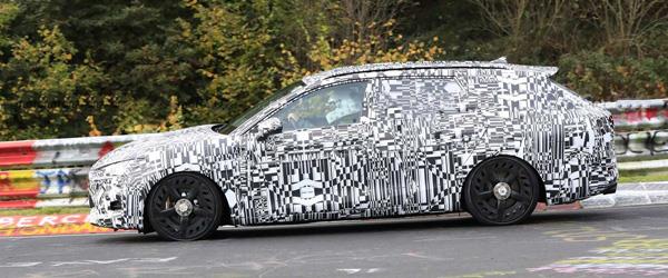 Seat Cupra Leon ST Kameralara Yakalandı
