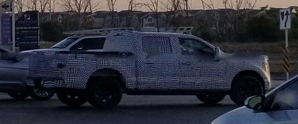 Yeni Ford F-150 yakalandı