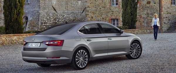 Yeni Skoda Superb 2016 Teknik Özellikleri ve Fiyat Listesi