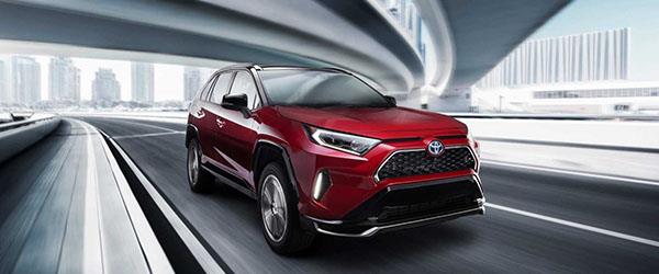 Toyota RAV4 Prime, Çarpıcı Menzili ve Elektrikli Gücüyle Görücüye Çıktı