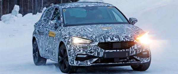 Yeni Seat Leon Hibrit Casus Kameralara Yakalandı