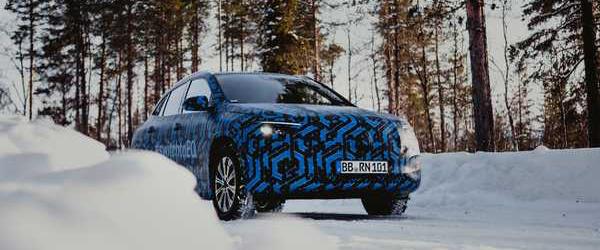Mercedes’in EQA, Kamuflajı Olarak Gösterildi