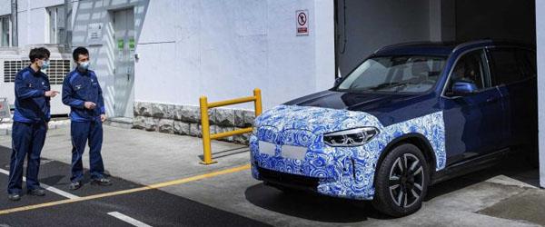 BMW’nin İlk Elektrikli SUV Aracı iX3 Üretim Bandına Çıktı