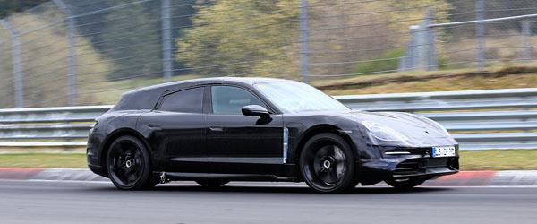 2021 Porsche Taycan Cross Turismo'nun Görselleri Sızdı