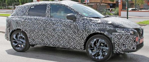 Yeni Nesil Nissan Qashqai Yine Objektiflere Yakalandı