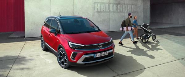 Liderlik Koltuğunda Opel Crossland Var
